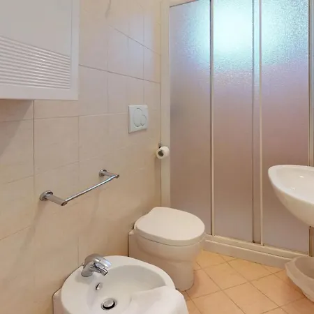 Hotel Antica Osteria Saracena Del Bergallo 4*
