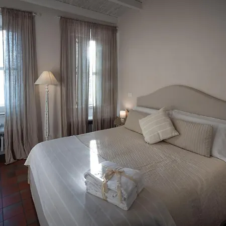 Antica Osteria Saracena Del Bergallo Hotel 4*