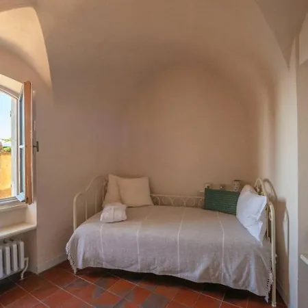 Antica Osteria Saracena Del Bergallo Hotel 4*