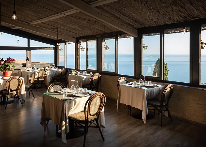 Antica Osteria Saracena Del Bergallo 4*