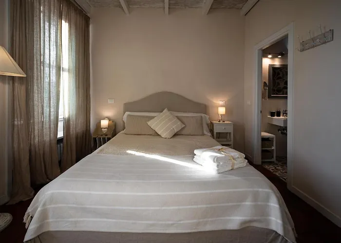 Hotel Antica Osteria Saracena Del Bergallo 4*