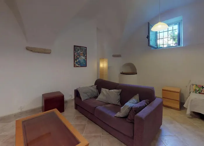 Antica Osteria Saracena Del Bergallo Hotel 4*